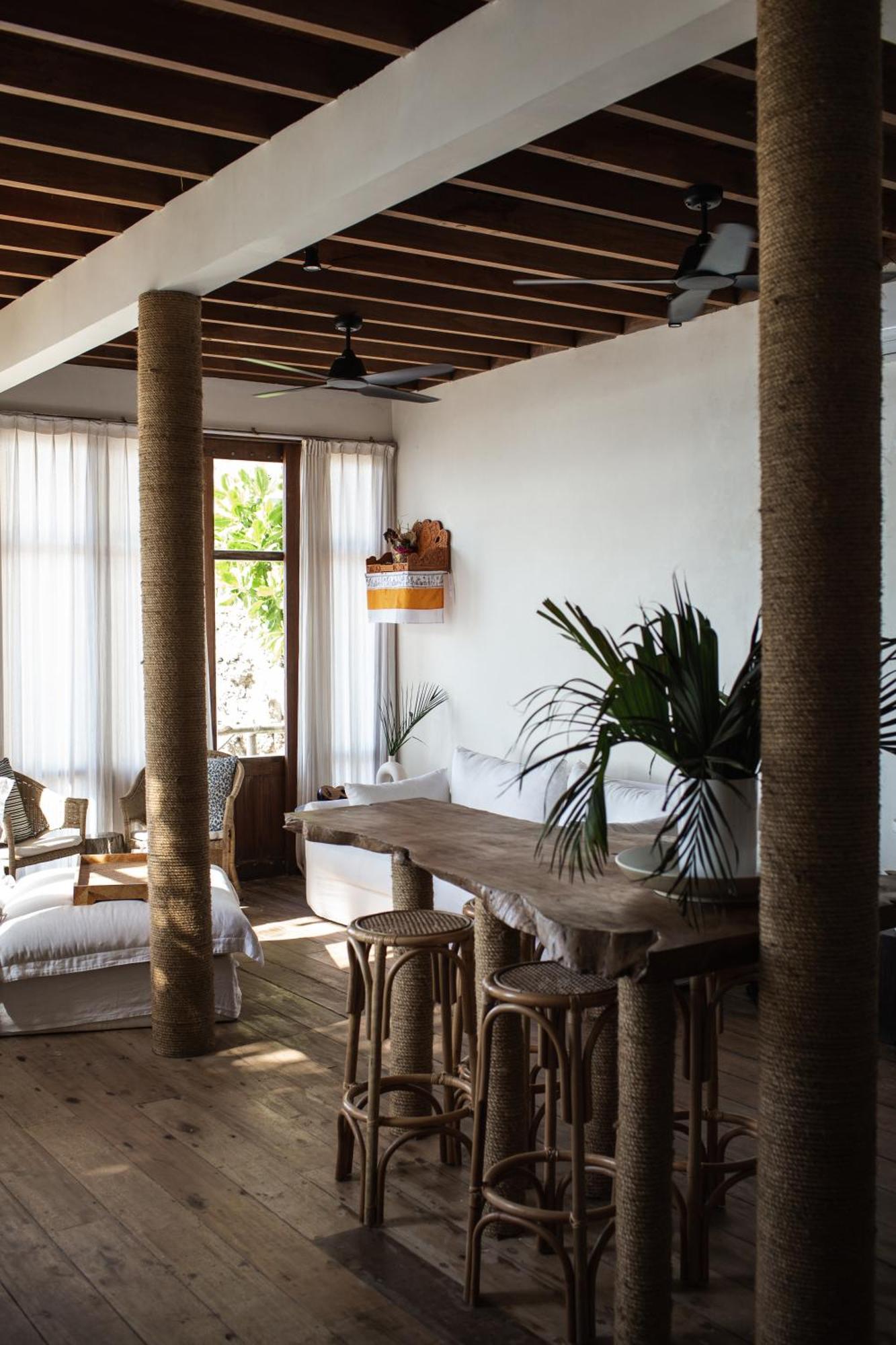 Surf Shack Villa *